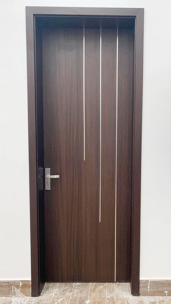  Cửa nhựa vân gỗ