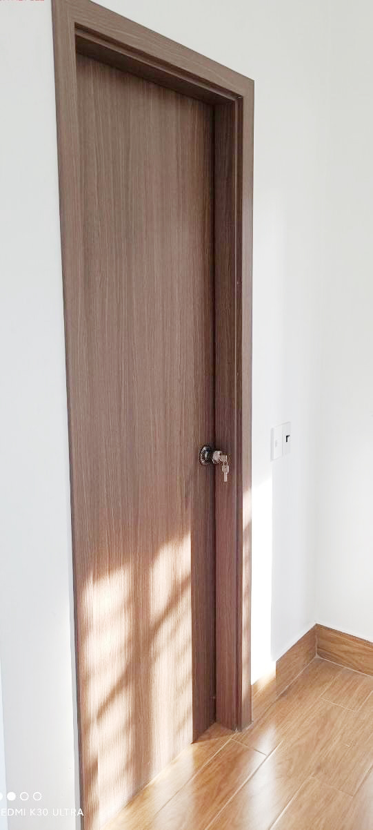  Cửa nhựa vân gỗ