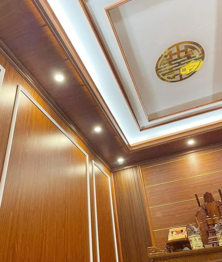  Trần và tường nhựa nano
