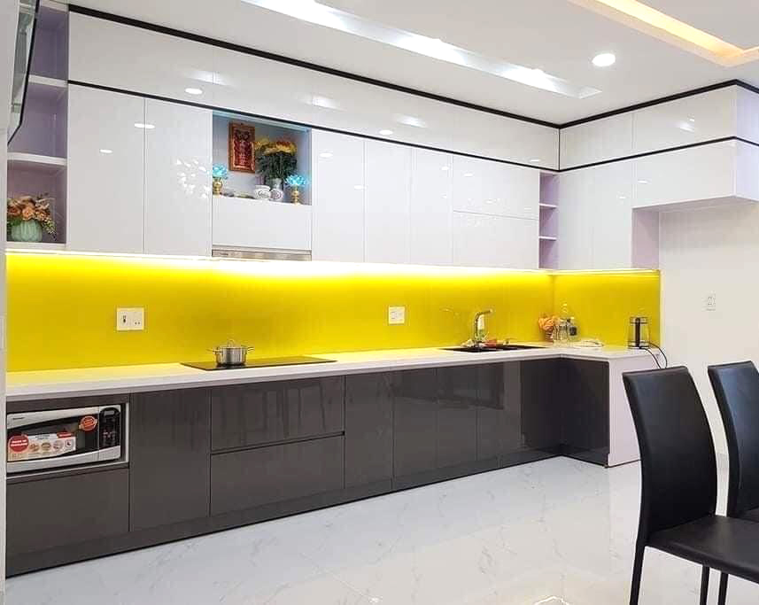  TỦ BẾP NHỰA ACRYLIC
